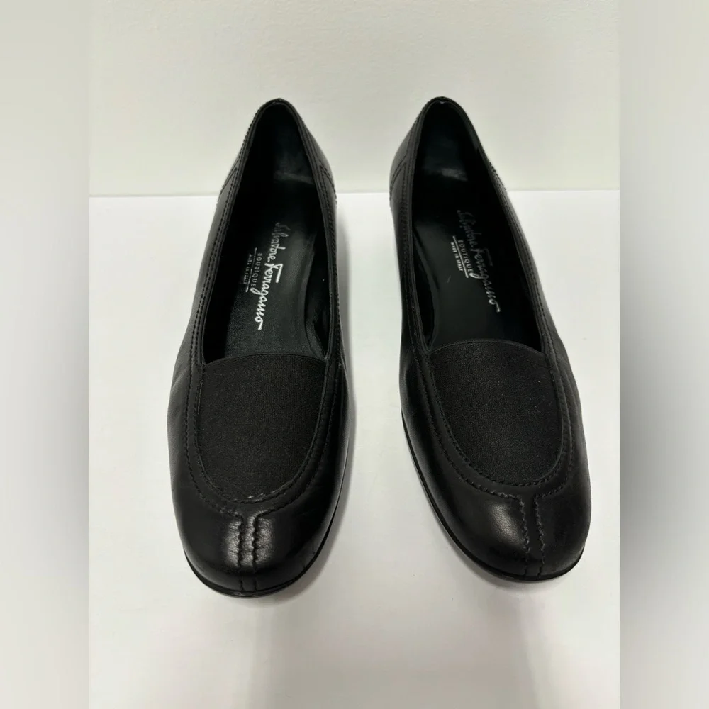 SALVATORE FERRAGAMO Vintage Black Leather Wedges Women’s Size 8
